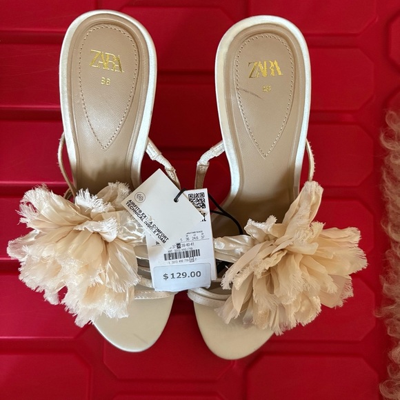 Zara flower heel sandals - Picture 6 of 11